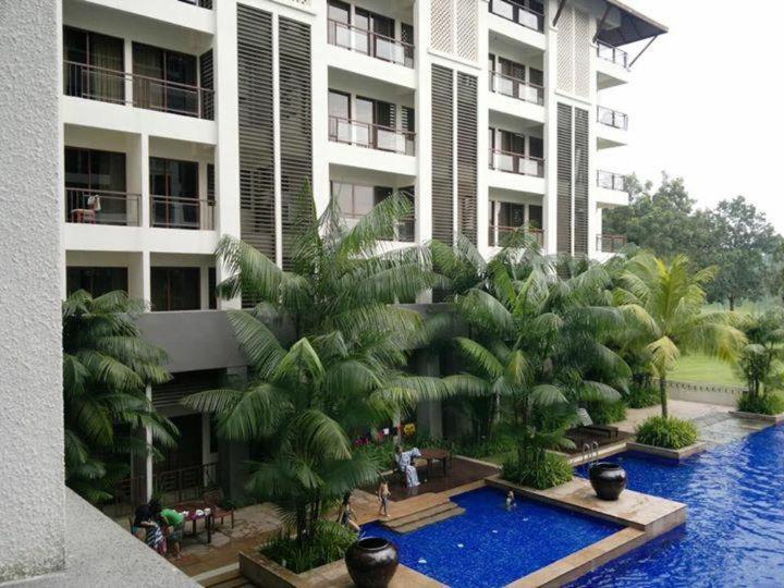 Garden View Pulai Springs Resort Skudai Exterior photo