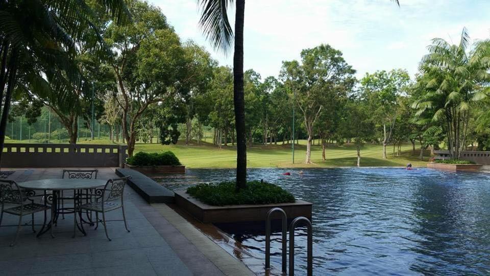 Garden View Pulai Springs Resort Skudai Exterior photo